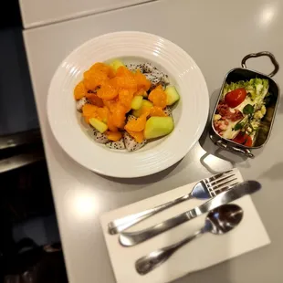 Here's a picture of the fruit and salad that was served at room temperature