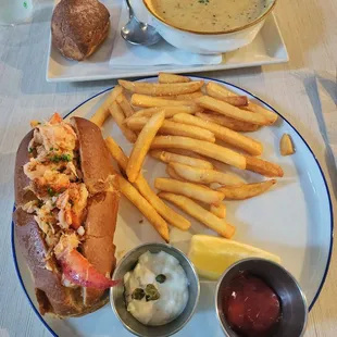 Lobster Sandwich