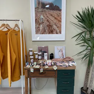 Market in the Alley vendors items