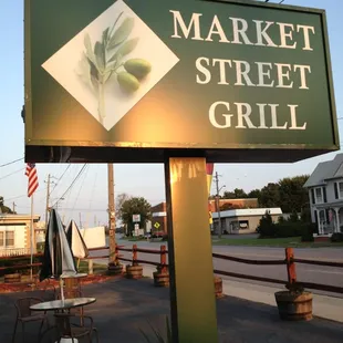a sign for a restaurant