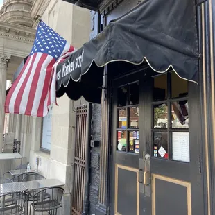 the entrance to the restaurant