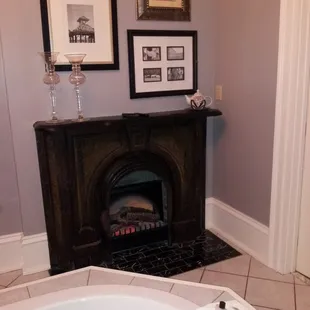 Royal Executive Suite Bathroom