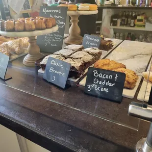 interior, donuts