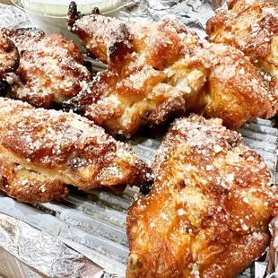 a tray of fried food