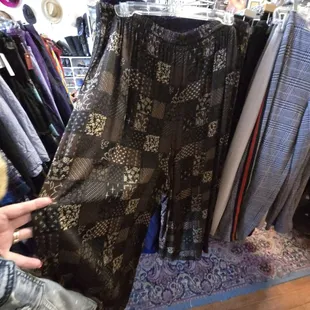 I love this type of relaxed pant