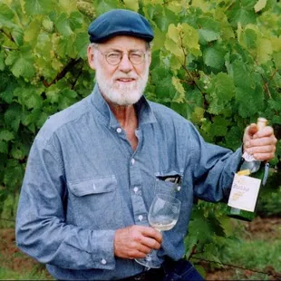 Chardonnay and arnie