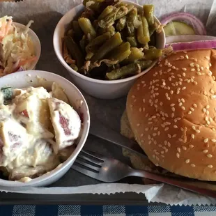 Pulled Chicken Sandwich