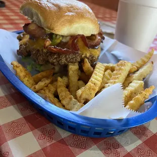 Heisman Burger