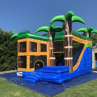 Tropical 5 in 1 combo  
Dimensions: 19 ft width x 20 ft length x 15 ft height