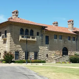 South side of the mansion