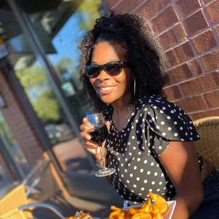 Tamaria D.