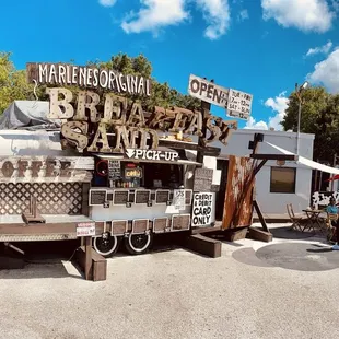 Beautiful day @ Marlene's!