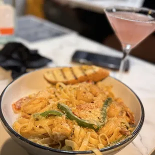cajun pasta with shrimp, crab and lobster
