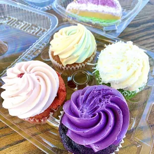 Cupcakes: Ube, Strawberry Lychee, Pandan Coconut, Mango Calamansi Brazo de Mercedes