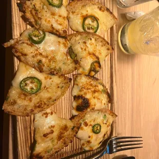 Shrimp and crab nachos