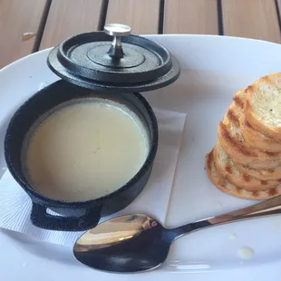 Warm Brie Fondue