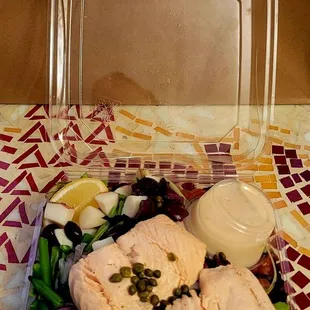 Poached Salmon Niçoise Salad Full Size $19.99 Lunch (03/05/24). @MarmaladeCafeLA #ShermanOaks #Salad #Seafood #FoodPorn