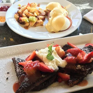 Classic Eggs Benedict