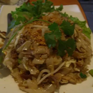 Guay Tiew Koor Noodles with Roasted Duck