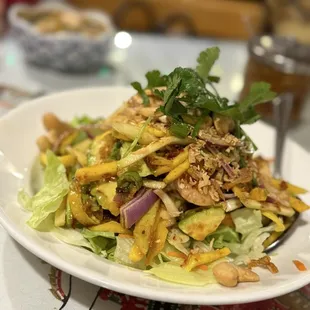 Avocado mango salad w/shrimp
