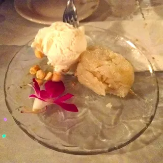 Sticky Rice with Coconut Ice Cream