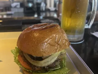 49rs Tavern