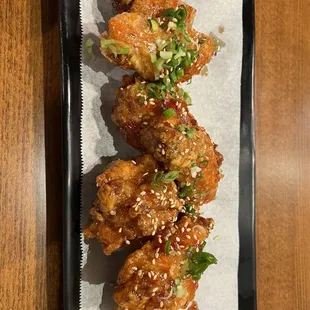 bbq chicken, fried chicken wings, chicken wings, fried chicken, chicken wings and fried chicken, poultry, food, bbq wings, chicken