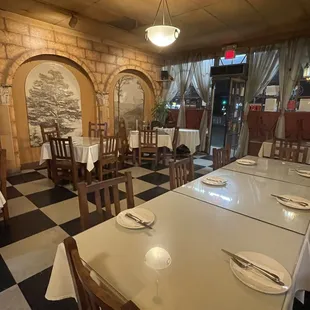 sushi and sashimi, interior