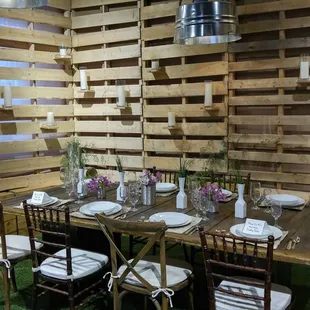 Pallet backgrounds, wash drum lights