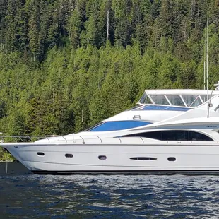 Luxury Private Yacht Charter, Date Night, Sunset, Dinner, Brunch, SF Bay, Proposal, Birthday, Anniversary, Fireworks, Airshow, New Years Eve