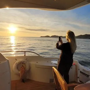 Luxury Private Yacht Charter, Date Night, Sunset, Dinner, Brunch, SF Bay, Proposal, Birthday, Anniversary, Fireworks, Airshow, New Years Eve