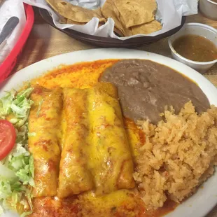 Enchiladas are delicious. Well everything on the menu! My favorite chips &amp; salsa in town.