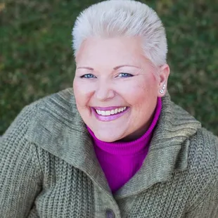 Reverend Victoria Meyer is your Wedding Officiant in Indy!