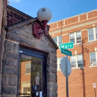 Location - corner of Madison and Mars (hence the name).
