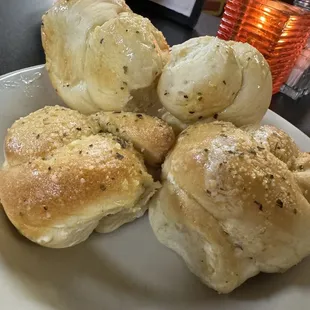 Garlic knots