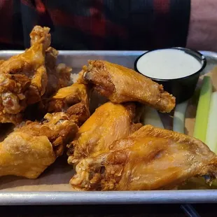 fried chicken, chicken, chicken wings and fried chicken, bbq chicken, chicken wings, bbq wings, fried chicken wings, food, poultry