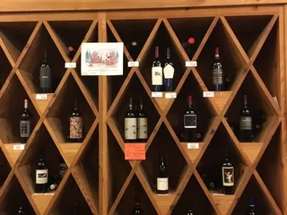 1st Grand Ave Liquor Store