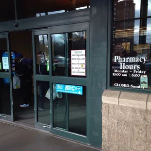 pharmacy hours