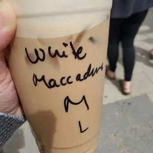 Macademia White Mocha