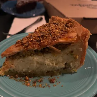 Baklava cheesecake
