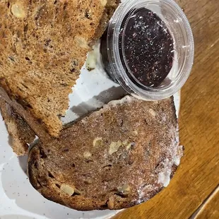Walnut currant toast