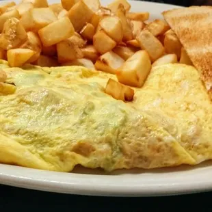 an omelet and french fries