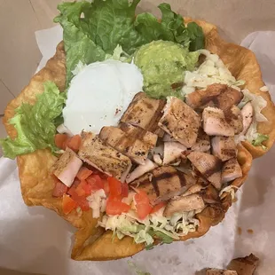 Chicken fajita taco salad