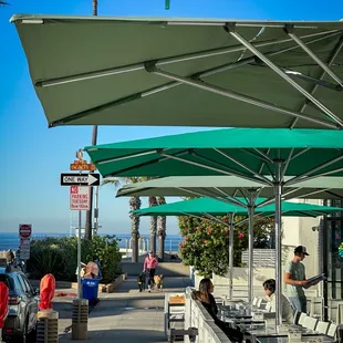Nice morning for outdoor dining with beach view