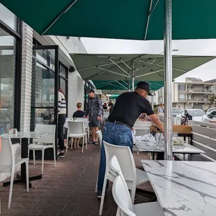 Sidewalk dining by the beach