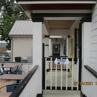 Martha&apos;s Kitchen / New Kent, VA: Alfresco options.