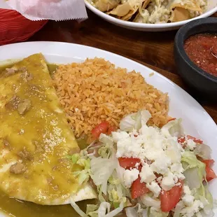 Chile verde sope and quesadilla. Follow us on Instagram @teamstretchypants