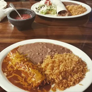 Enchilada was soo good, Sope was nom nom, rice was good with subtle flavor, beans were great and didn't dry out!
