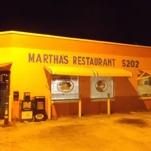 Martha&apos;s Restaurant 5202 at night (when it&apos;s closed) :)