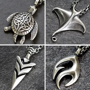 Martin &amp; MacArthur iconic pendants for men